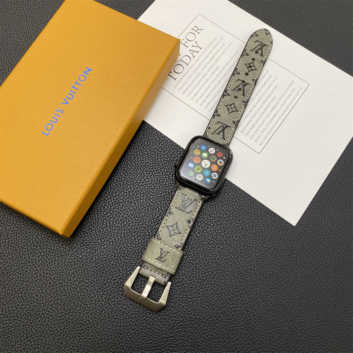 Lädermonogram Apple Watch Band Leather Brown-YH24422