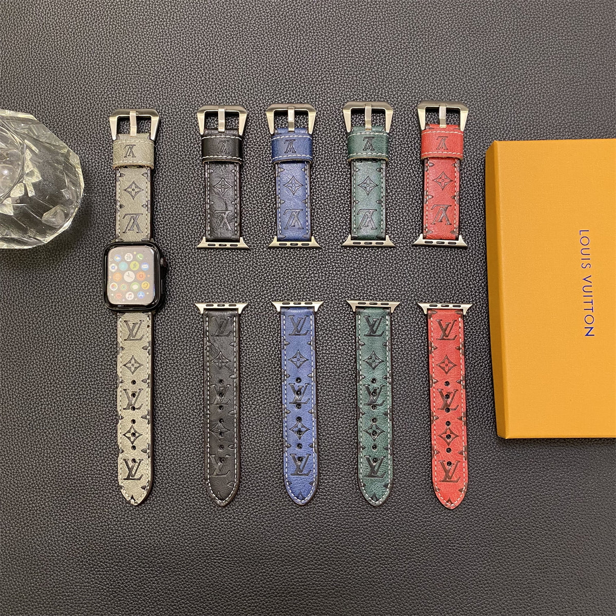 Lädermonogram Apple Watch Band Leather Brown-YH24422